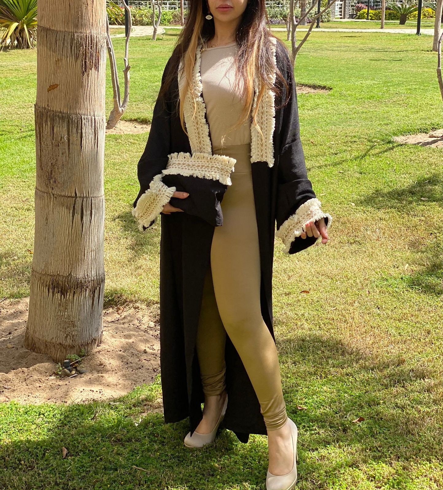Fringe Trim Cardigan with Clutch